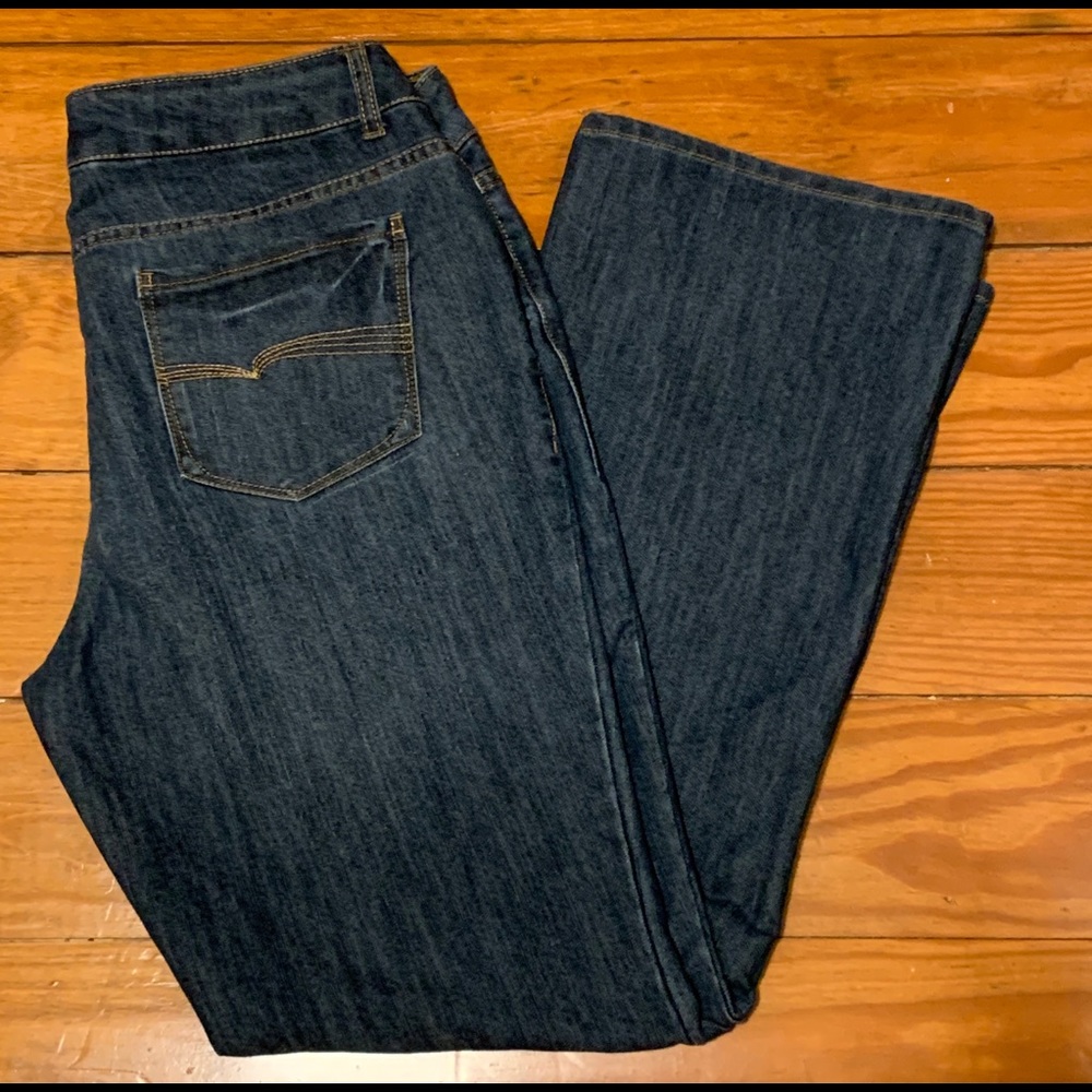 🔴Falls Creek Classic Boot Jeans  Size 14